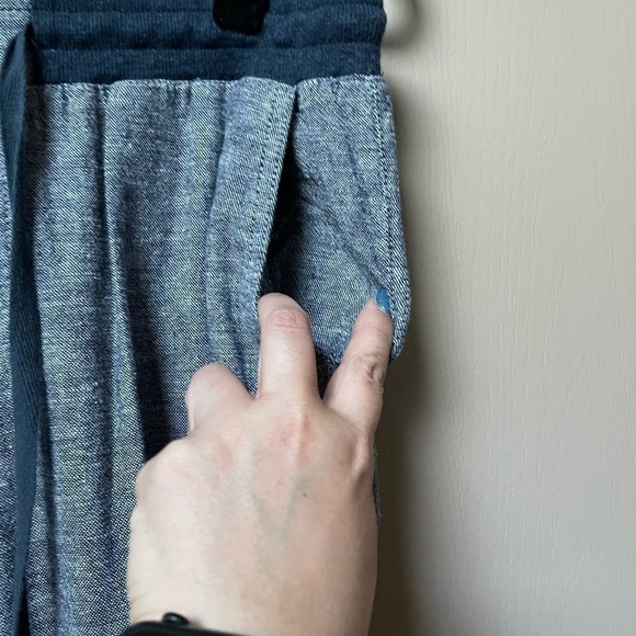 Nwt SUSINA 𝅺cropped slim linen pants with elastic waist and drawstrings Sz SP - Picture 6 of 9